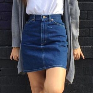 Vintage Lee jean skirt from the 80’s